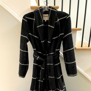 Black and white BB Dakota coat, size xs